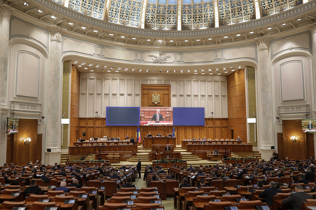 Noue drepturi pentru femeile însărcinate: Parlamentul a adoptat proiectul privind intimitatea și însoțitorul la naștere