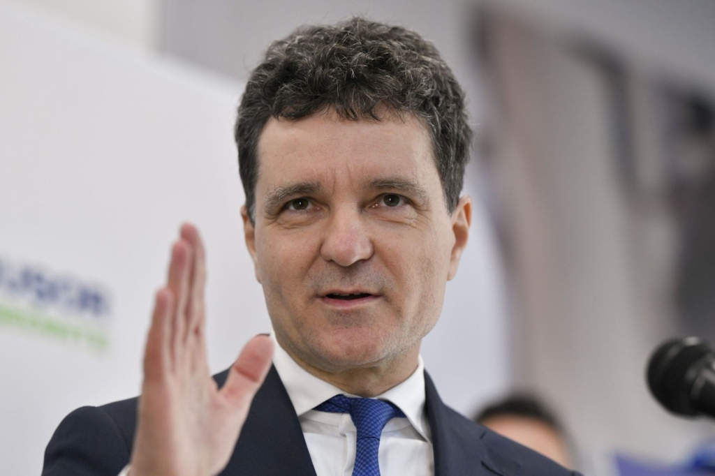 Cătălin Avramescu acuză că Nicușor Dan minte despre alegerile anticipate