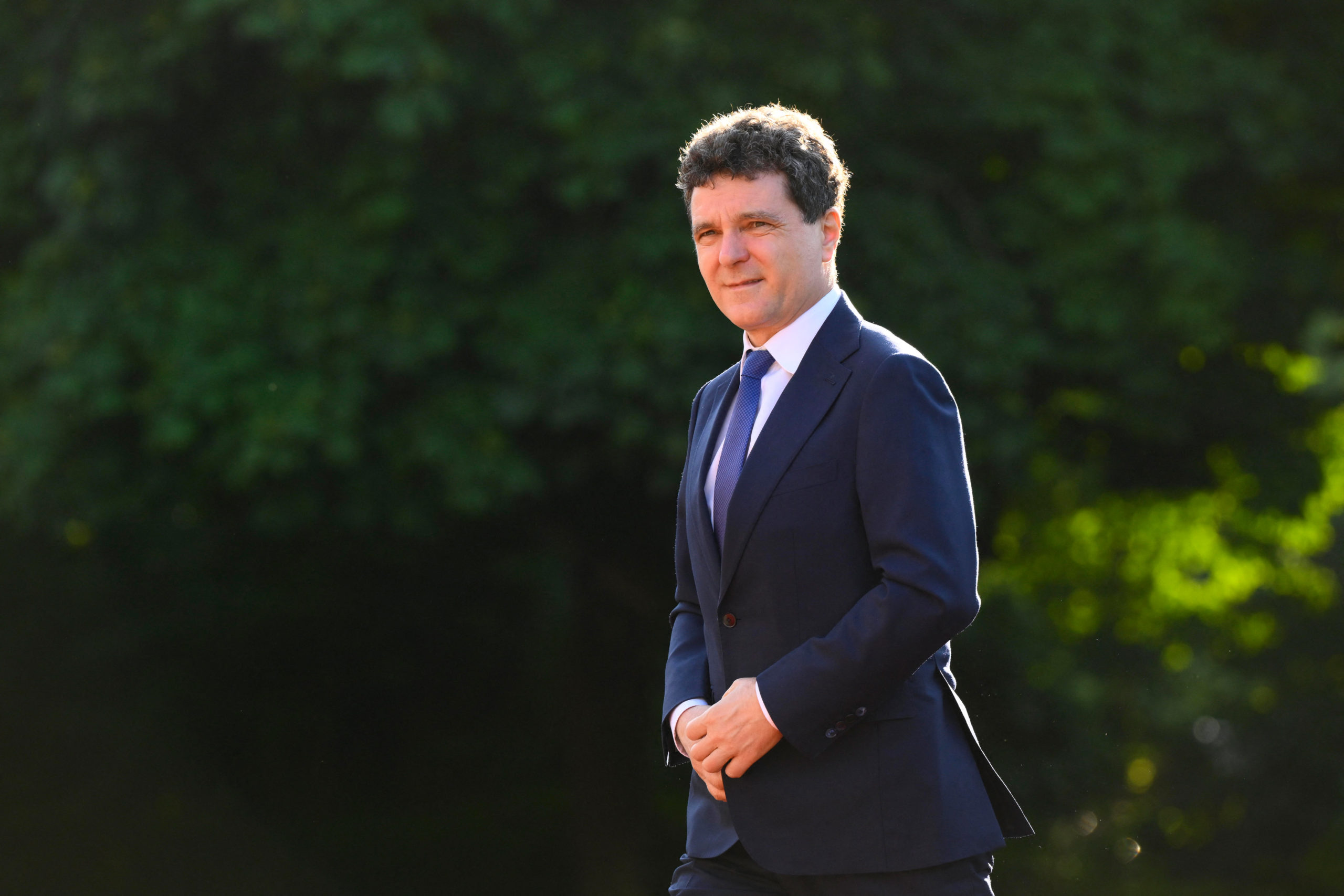 Nicușor Dan reprezintă România la summitul de la Bruxelles privind bugetul multianual al Uniunii Europene