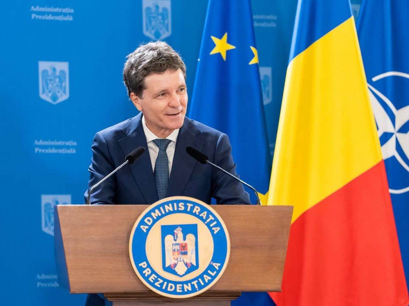 Nicușor Dan participă la summitul Consiliului European de la Bruxelles pentru negocierea bugetului UE