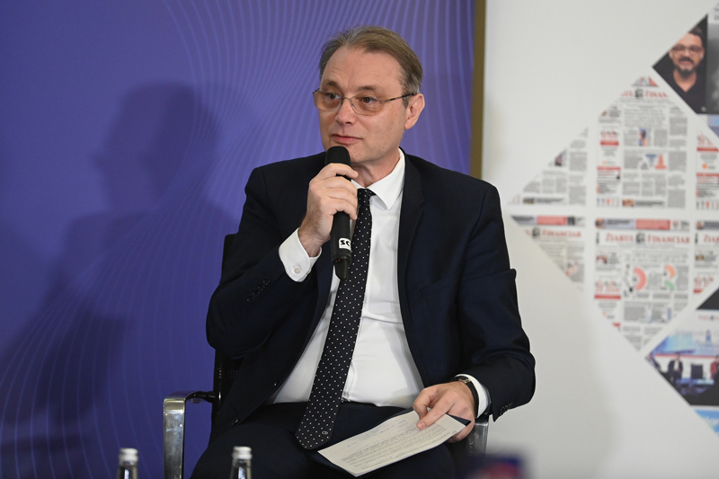 Lista cabinetului Luca Niculescu depusă în Parlament: program fiscal și funcție nouă de ministru delegat