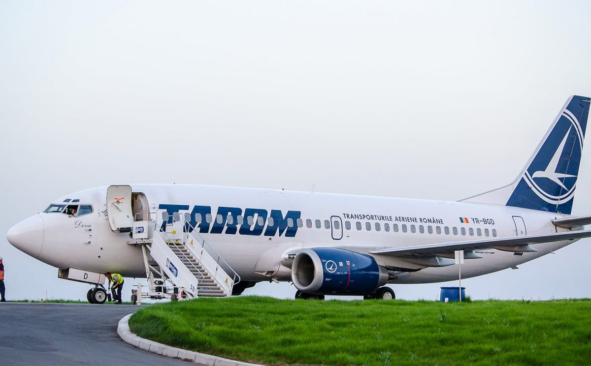 Guvernul propus de Luca Niculescu vizează atragerea unui investitor strategic la TAROM