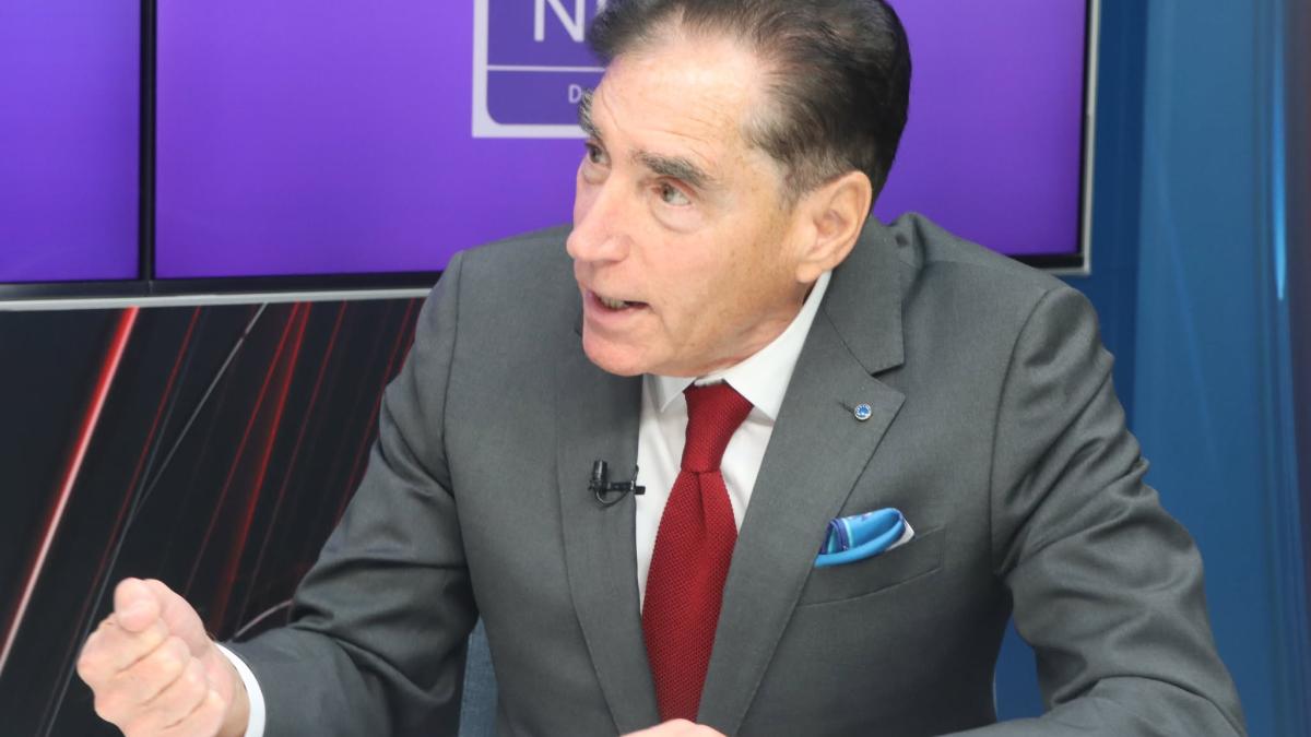 Petre Roman și Adrian Severin analizează situația politică și economică a României în cadrul interviurilor DC NEWS