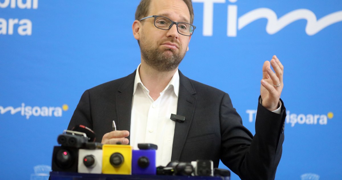 USR decide vineri dacă susține Guvernul Luca Niculescu. Dominic Fritz propune vot împotrivă