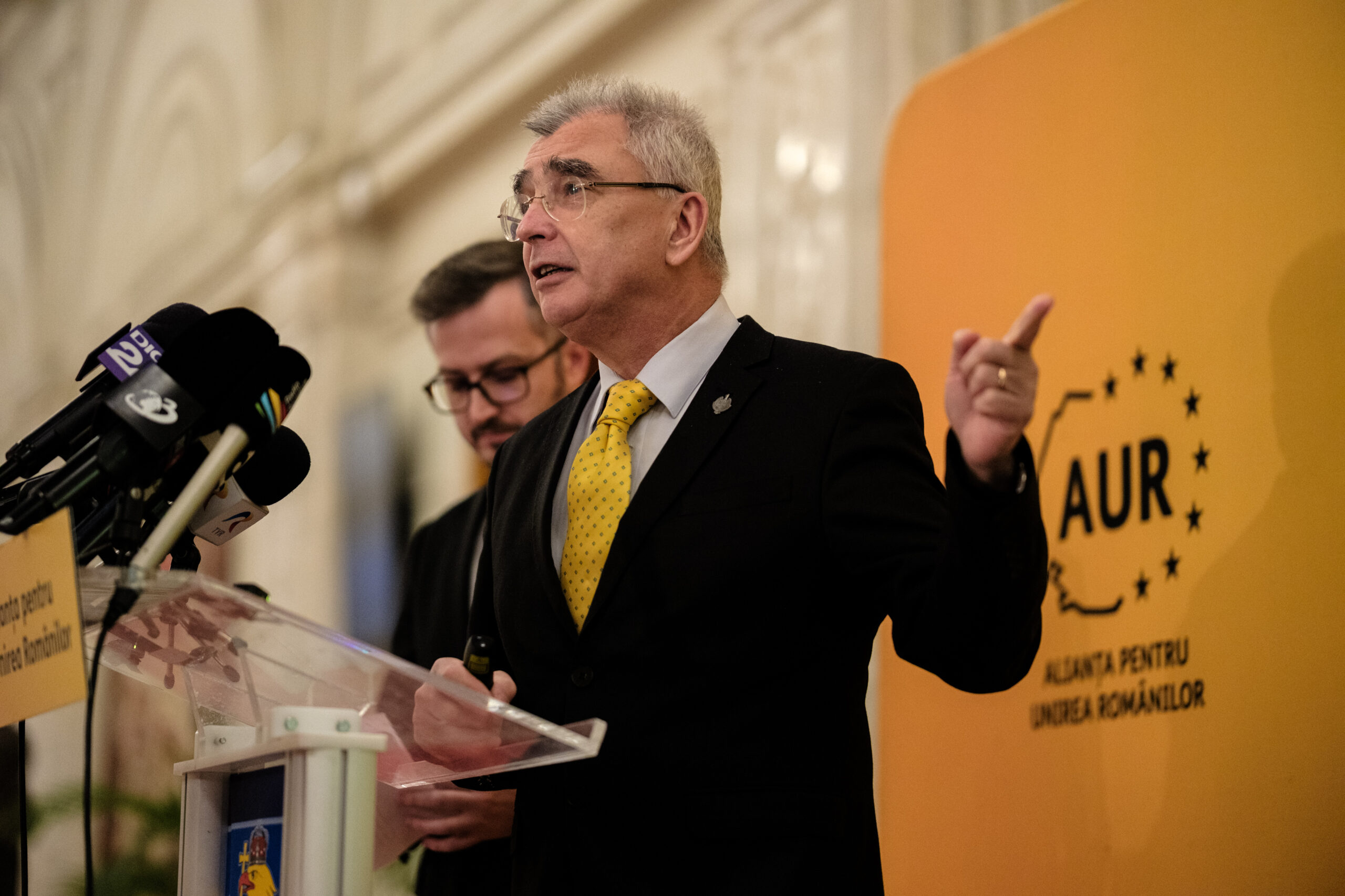 Petrișor Peiu avertizează că Guvernul Bolojan a fost demis prin moțiunea industriei naționale
