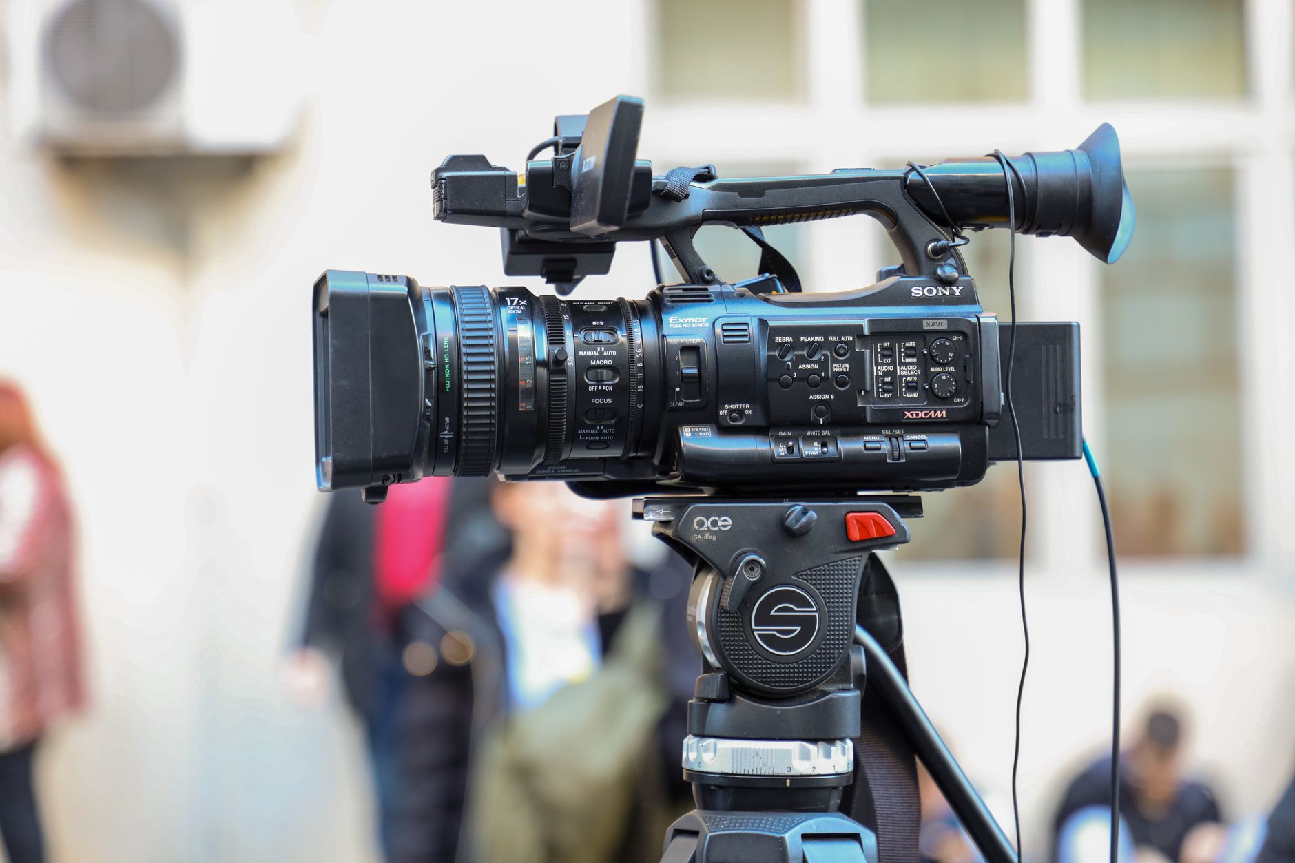 Guvernul majorază amenzile pentru televiziuni și radiouri. Sancțiunile în audiovizual cresc semnificativ