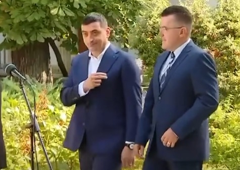 Gestul lui George Simion la Cotroceni, subiect de discuții pe rețelele sociale după consultări