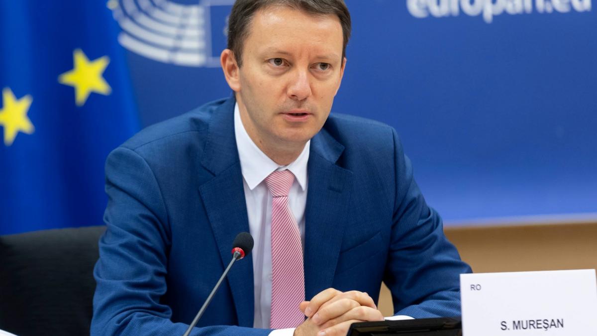 Siegfried Mureșan a început consultările cu PNL, USR și UDMR pentru formarea Guvernului