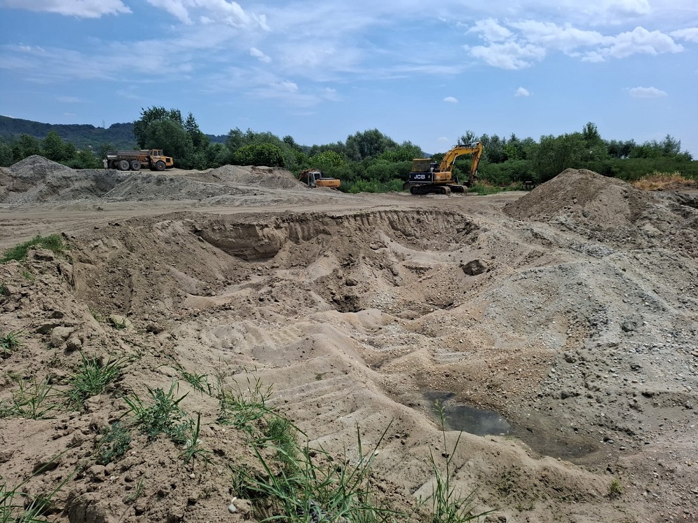Aplicația „Radarul Balastierelor” este blocată: monitorizarea agregatelor minerale depinde de noi norme