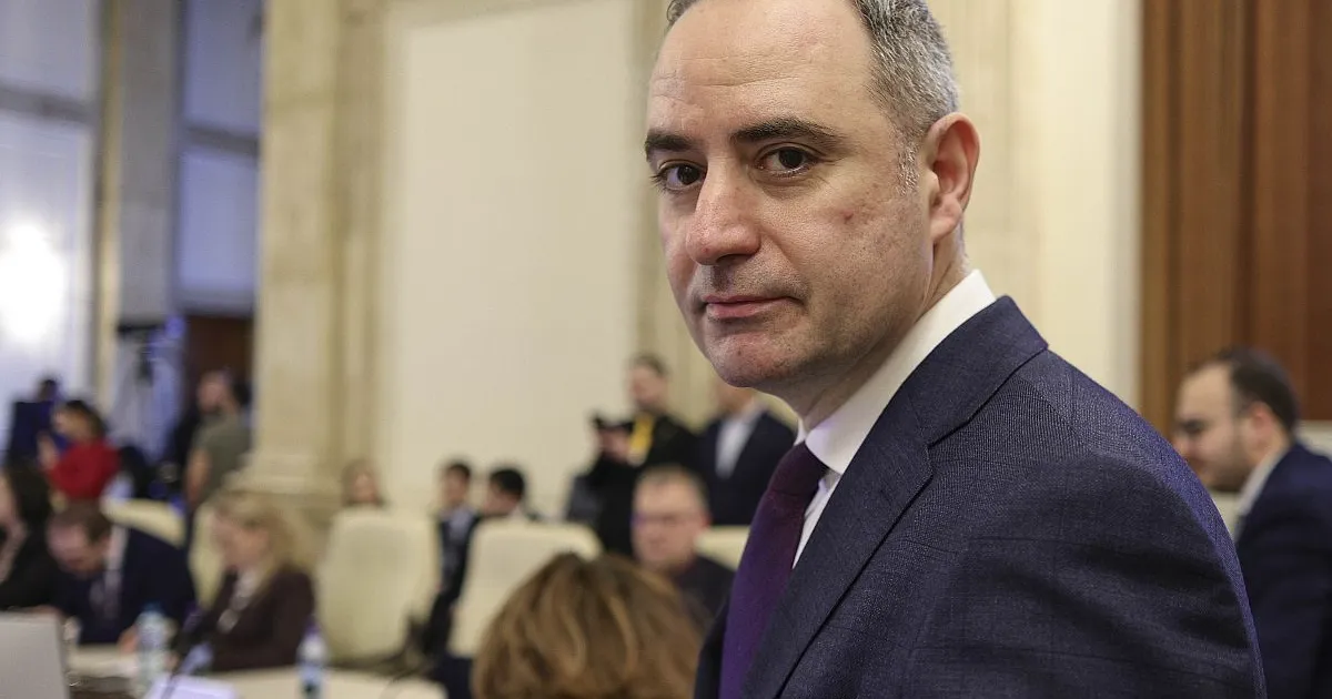Alexandru Nazare nu exclude introducerea de noi taxe pentru asigurarea unui buget sustenabil