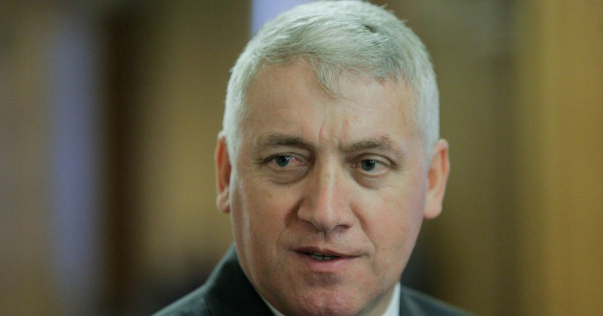 AEP așteaptă recuperarea celor 14 milioane de lei de la PNL pentru promovarea cărții lui Nicolae Ciucă