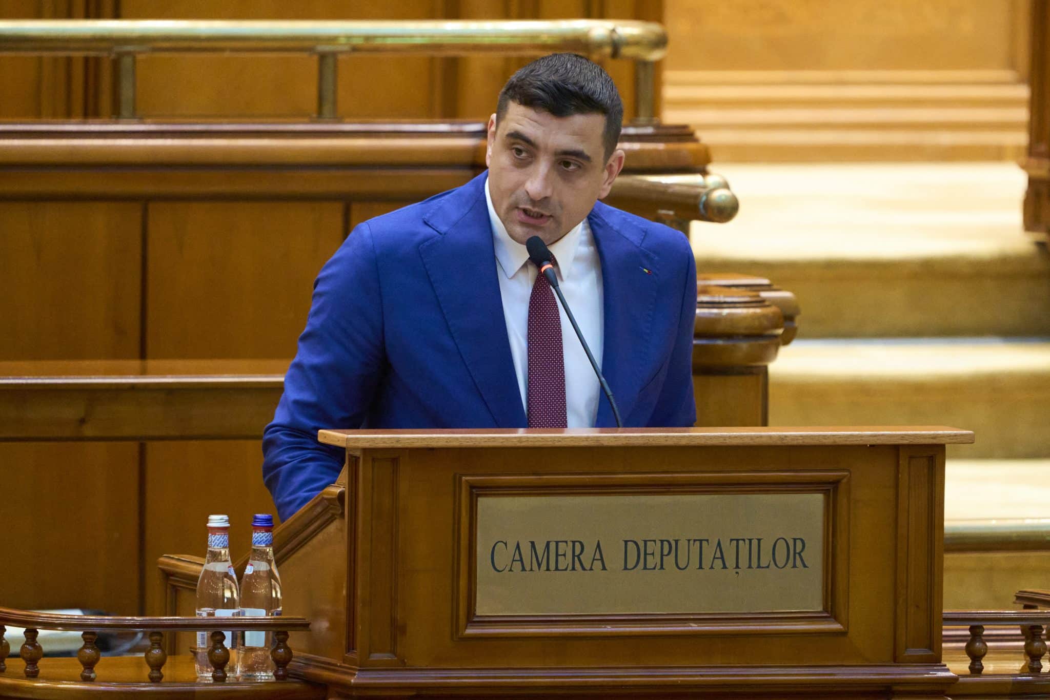 George Simion solicită o comisie de anchetă pentru aducerea muncitorilor străini în România