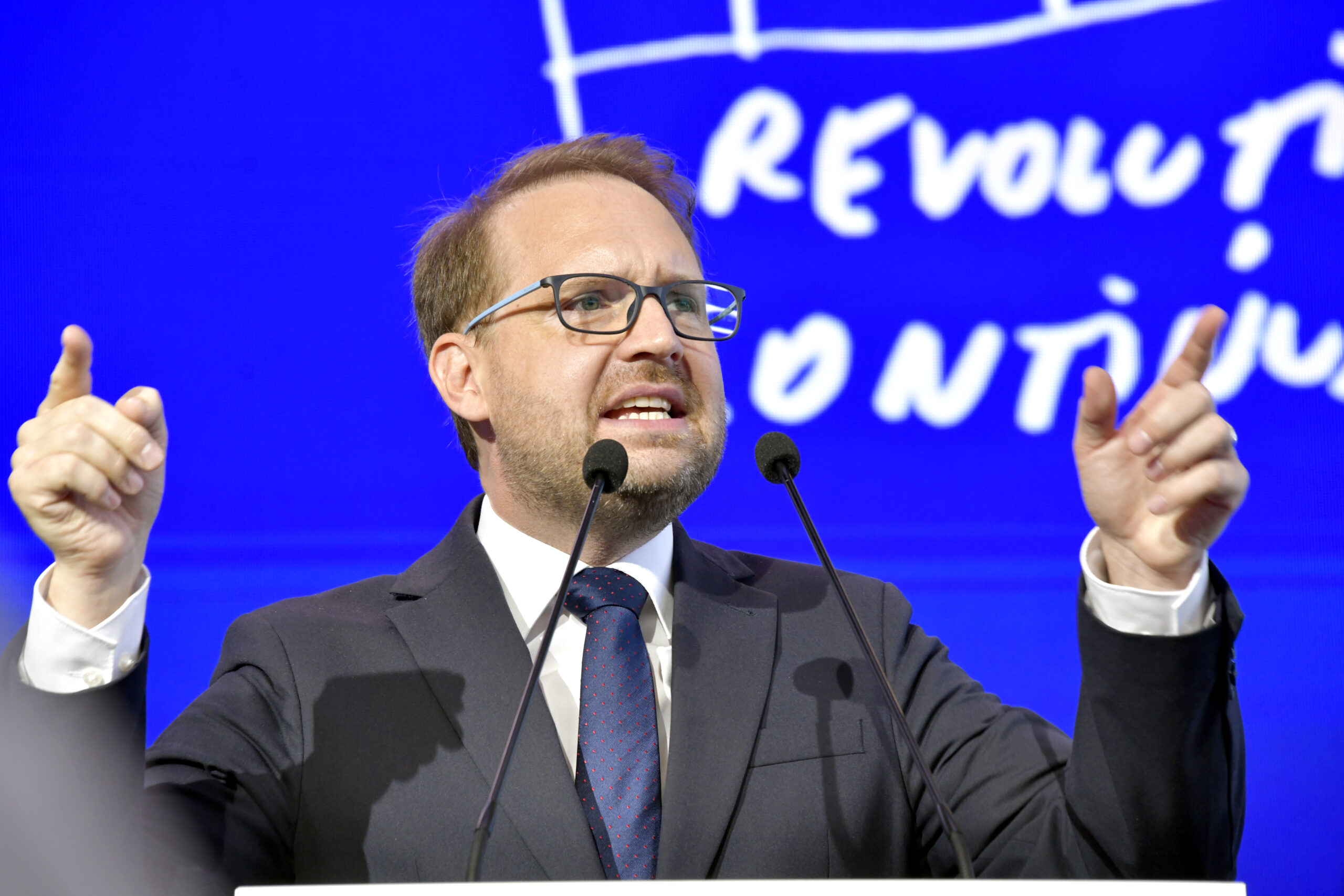 Dominic Fritz comemorează 70 de ani de la revolta studențească din Timișoara și anunță un forum european