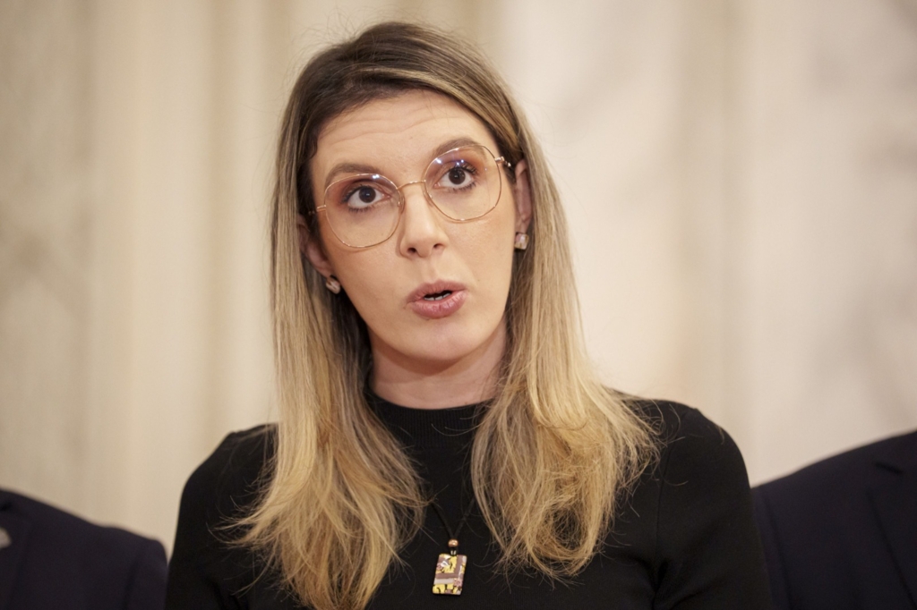 Diana Buzoianu acuză PSD de restaurare: „Își aduc acum înapoi cumetriile”