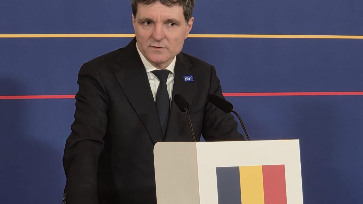 Nicușor Dan: Românii trebuie să privească cu echilibru atât problemele, cât și progresele țării