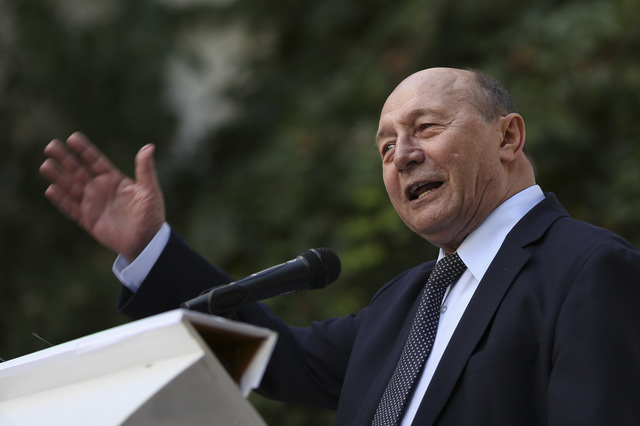 Traian Băsescu critică liderii suveraniști: îi folosesc pe alegători prin minciună și spaimă