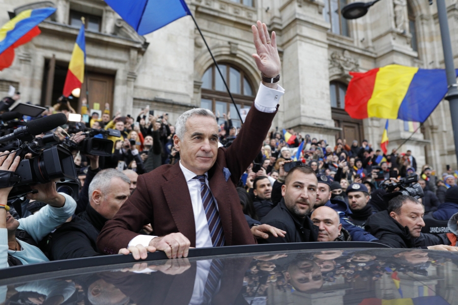 Călin Georgescu a fost reținut de mascați în timp ce se îndrepta spre bazin