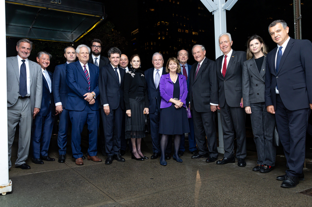 Nicușor Dan s-a întâlnit la New York cu foști ambasadori ai Statelor Unite