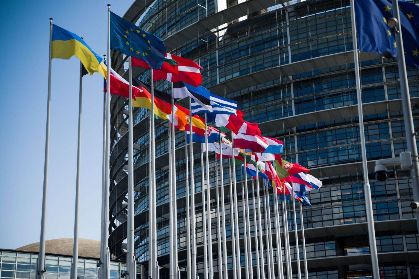 Negocieri la Bruxelles pentru prelungirea sancțiunilor UE împotriva Rusiei în contextul blocajului impus de Franța