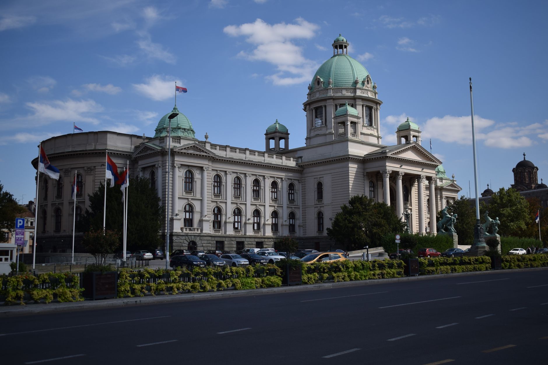 Unsprezece state europene solicită suspendarea adoptării de noi legi pentru un „an al simplificării”