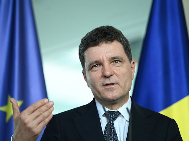 Nicușor Dan solicită analize științifice înainte de a decide limitarea accesului copiilor la rețelele sociale