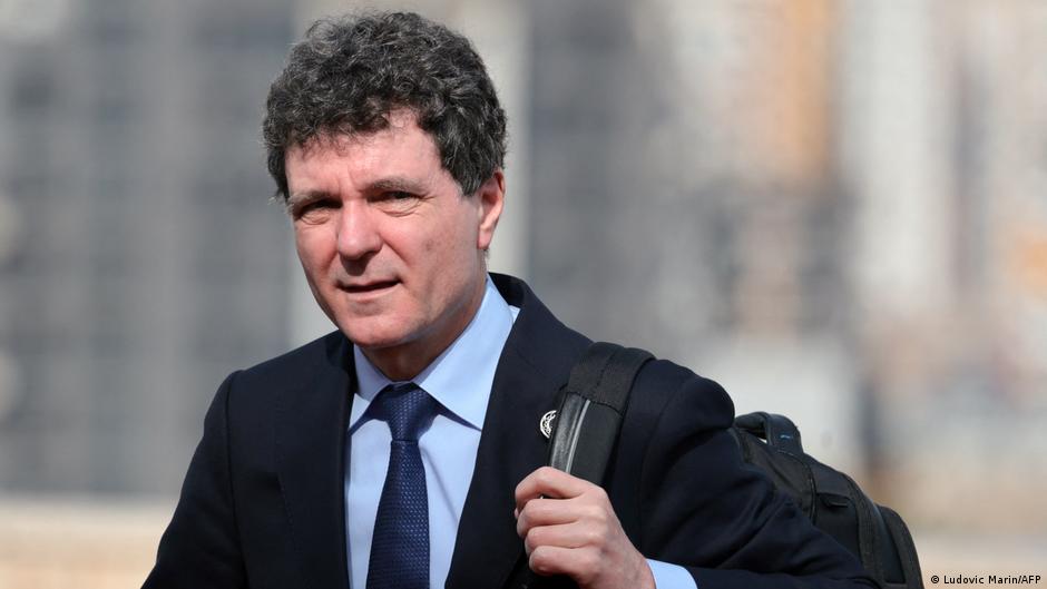 Criza de guvernare: Nicușor Dan se confruntă cu posibilitatea alegerilor anticipate