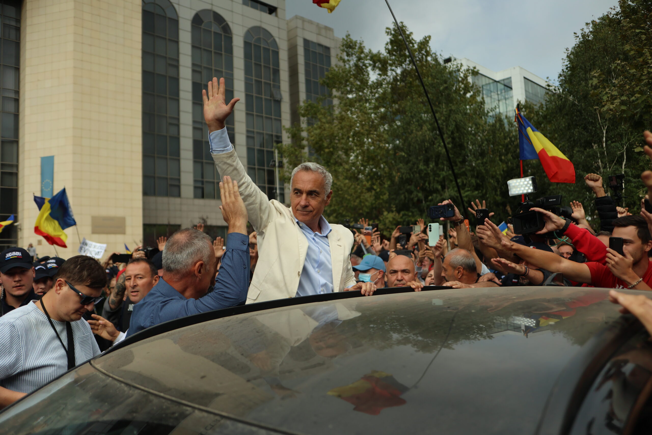 Călin Georgescu este sub control judiciar pentru 60 de zile în dosarul de înșelăciune
