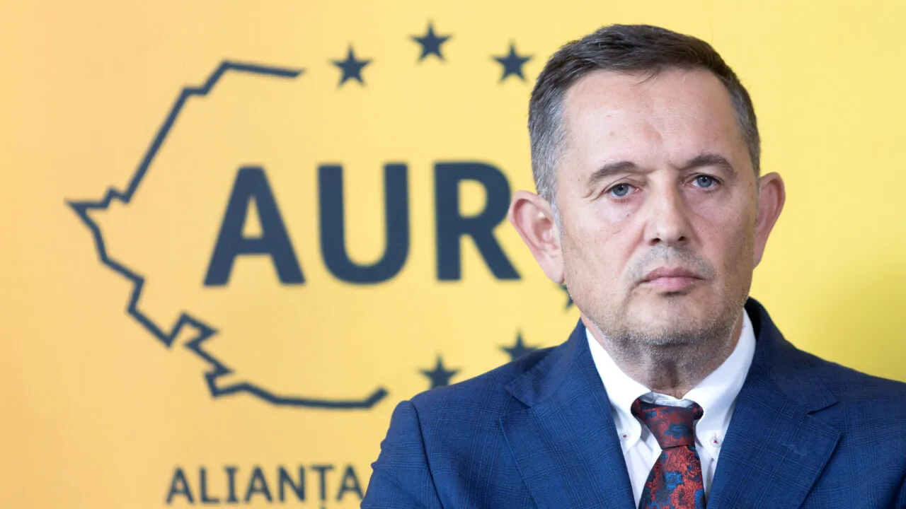Gheorghe Piperea ironizează decizia lui Siegfried Mureșan de a merge la votul de învestitură în Parlament