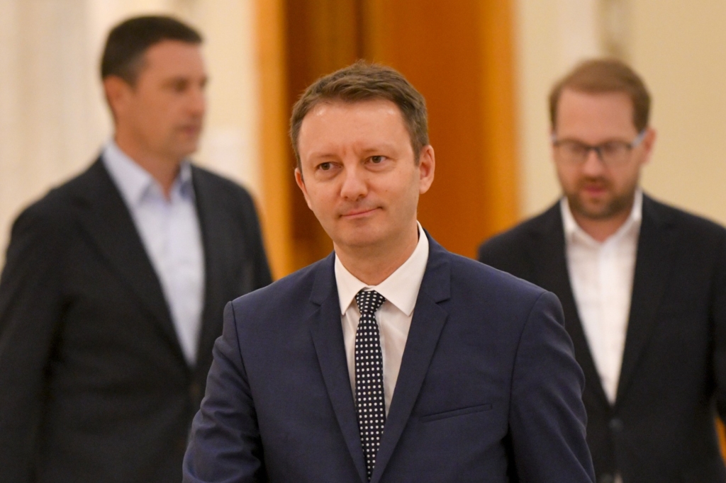 Scenariile politice înaintea votului pentru Guvernul Mureșan: riscuri de instabilitate și alegeri anticipate