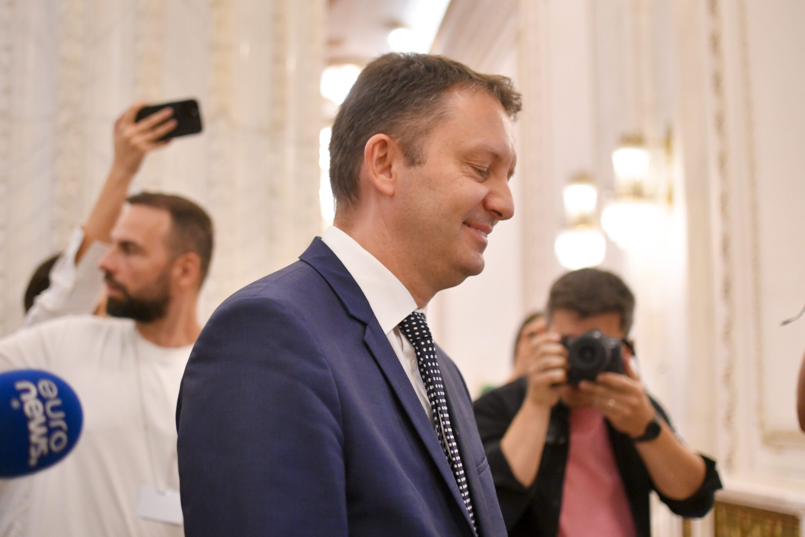 Siegfried Mureșan reacționează la mesajele de natură xenofobă lansate de reprezentanți ai PSD