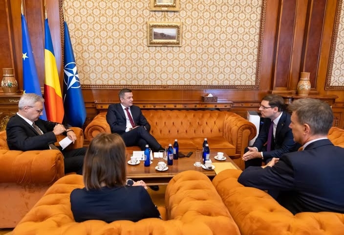 Victor Negrescu respinge condițiile lui Siegfried Mureșan și prezintă prioritățile PSD ambasadorilor