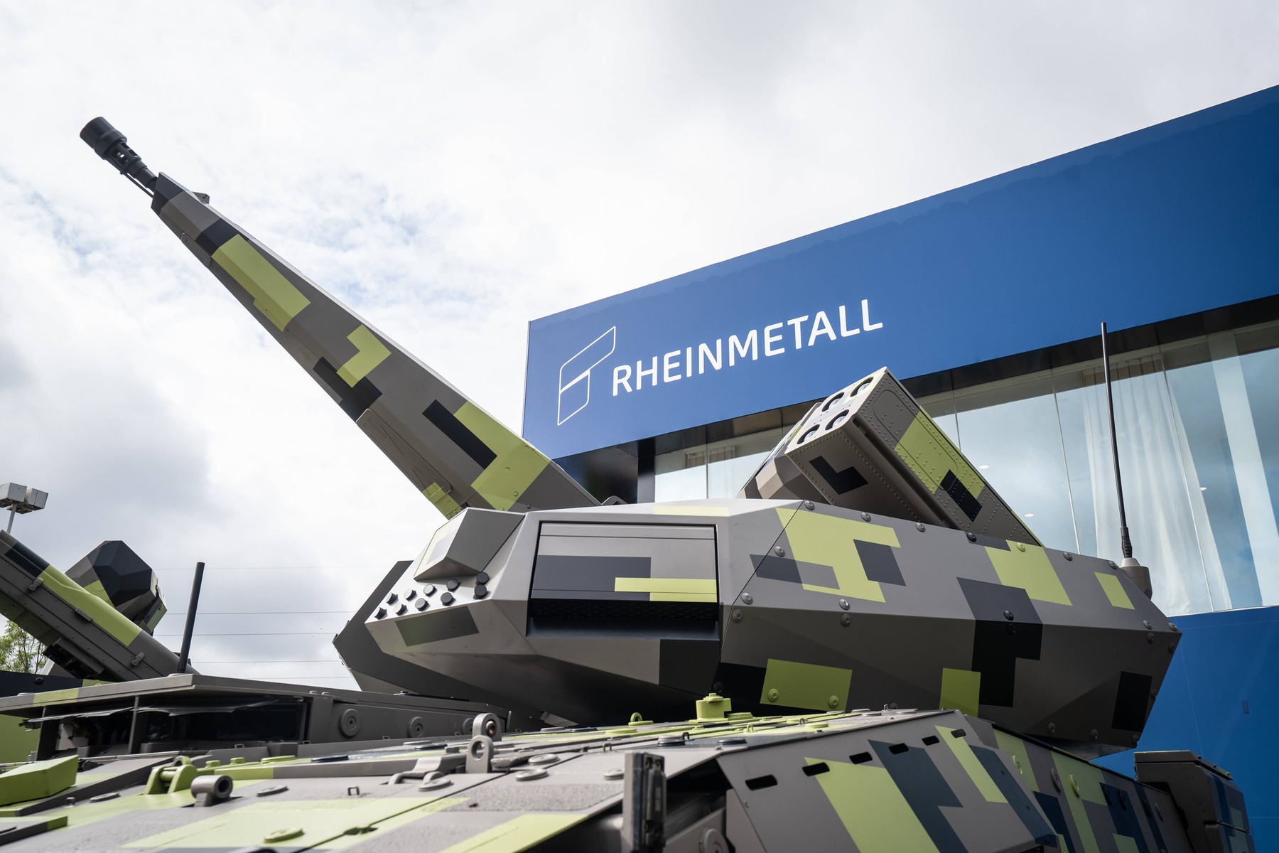 Nicușor Dan reacționează după ce două sisteme antidronă modernizate de Rheinmetall au picat testele