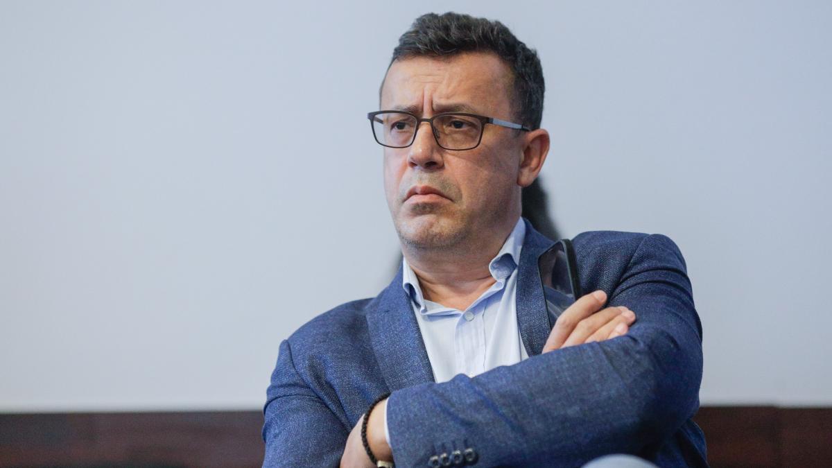Victor Ciutacu acuză Hotnews de o „mizerie cruntă” în privința modului de abordare a președintelui Nicușor Dan