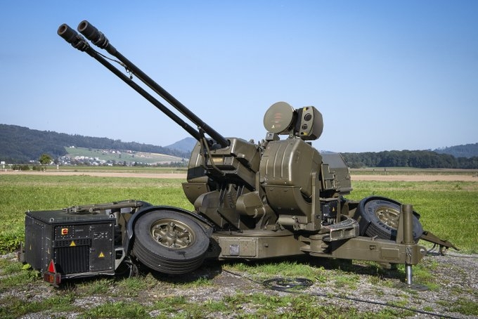 Penalități masive pentru Rheinmetall din cauza întârzierii livrării sistemelor antiaeriene către România