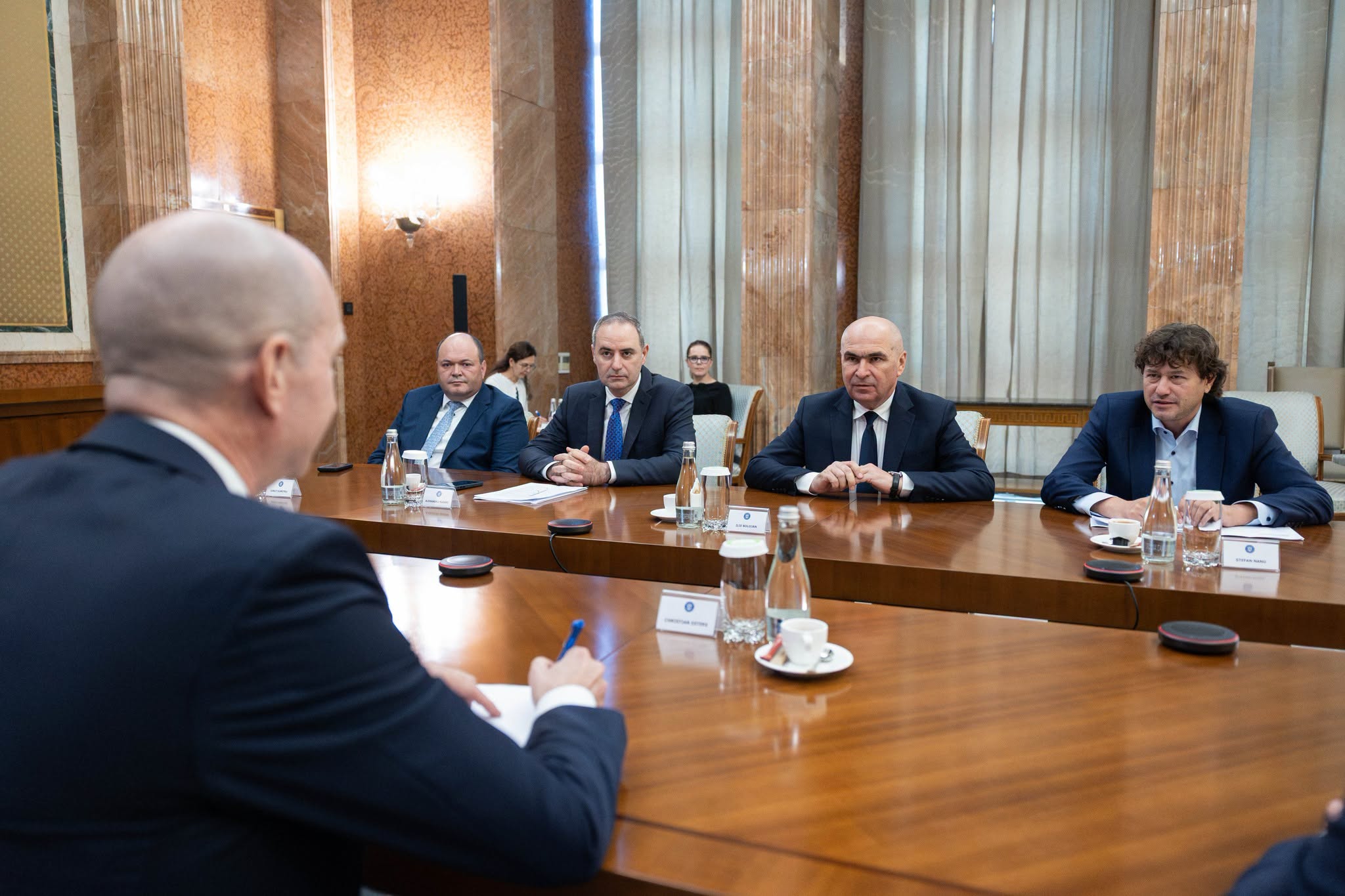 Ilie Bolojan s-a întâlnit cu delegația Standard & Poor’s privind situația fiscal-bugetară a României