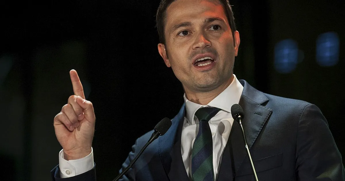 Robert Sighiartău atacă dur conducerea PSD: Sorin Grindeanu este continuatorul liniei de declin politic