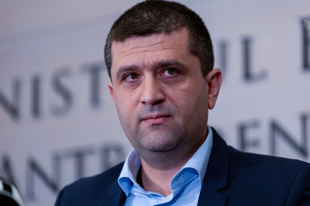 Radu Miruță explică procesul de achiziții din programul SAFE și condițiile de producție locală