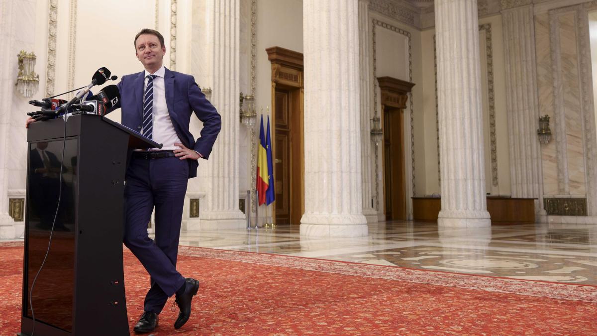 Judecată pentru anularea decretului de desemnare a lui Siegfried Mureșan la Curtea de Apel București