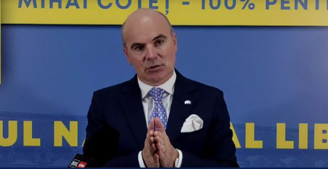 Rareș Bogdan solicită colegilor din PNL votul pentru uniforma școlară obligatorie