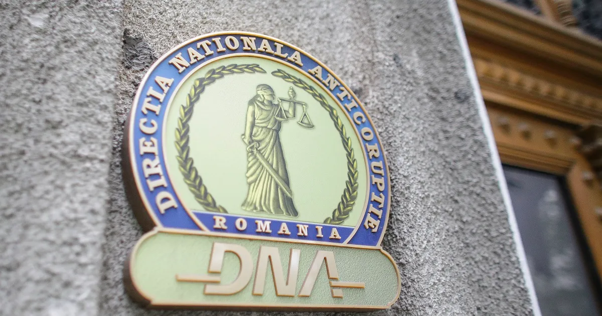 Dosar DNA: Arestați pentru o mită de 450.000 de euro într-un proiect energetic de la Gheorgheni