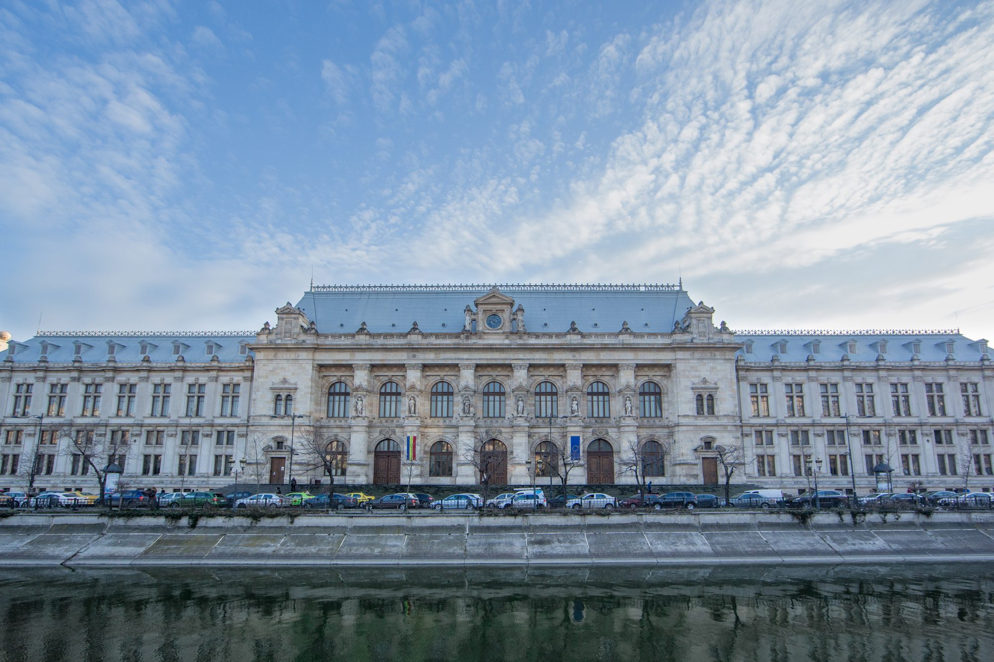 Curtea de Apel București examinează anularea decretului de desemnare a lui Siegfried Mureșan ca premier