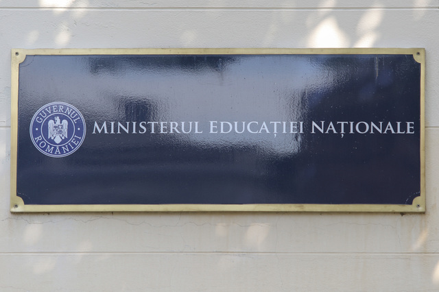 Ministerul Educației lansează un program de peste 1,2 miliarde de lei pentru combaterea abandonului școlar