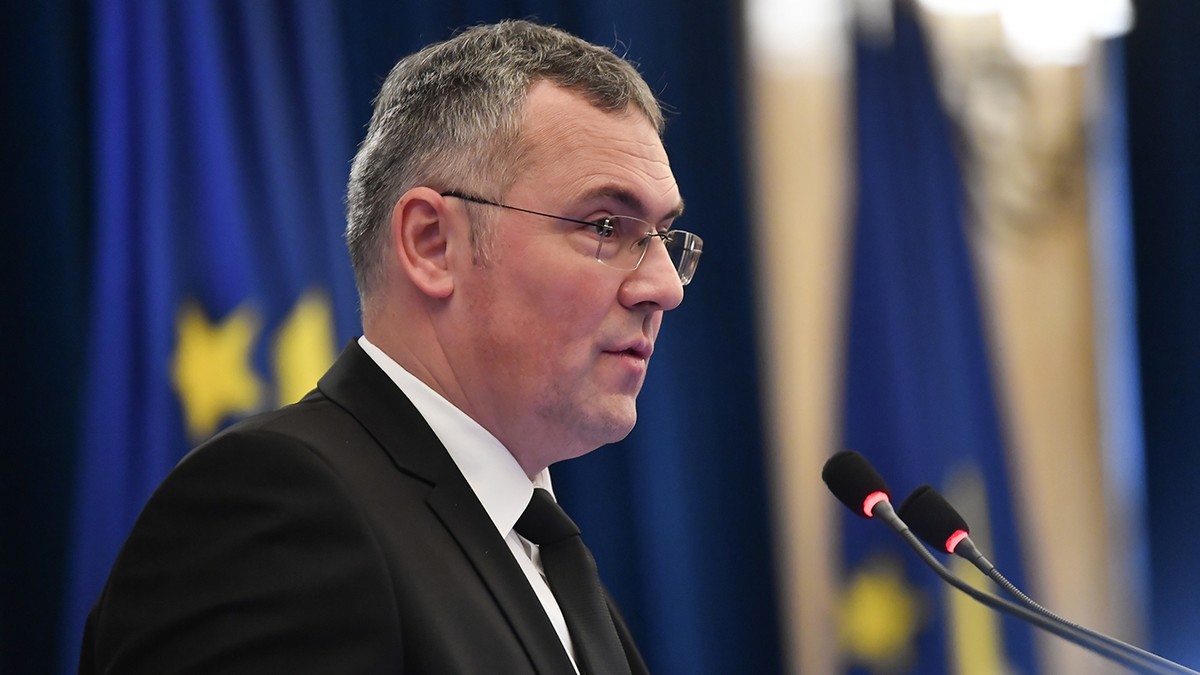 Procurorul Claudiu Sandu critică judecătorii prea empatici: „Nu voi dori ca aceștia să mai continue în penal”