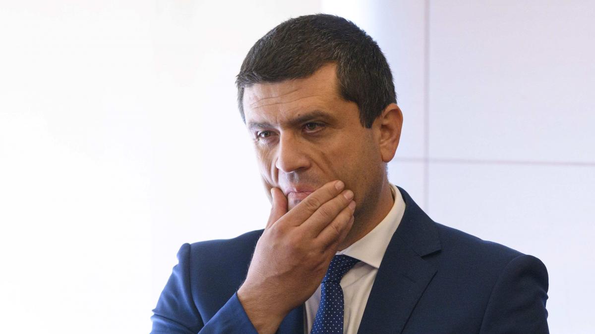 Radu Miruță a primit aviz negativ în comisiile parlamentare pentru funcția de ministru al Apărării