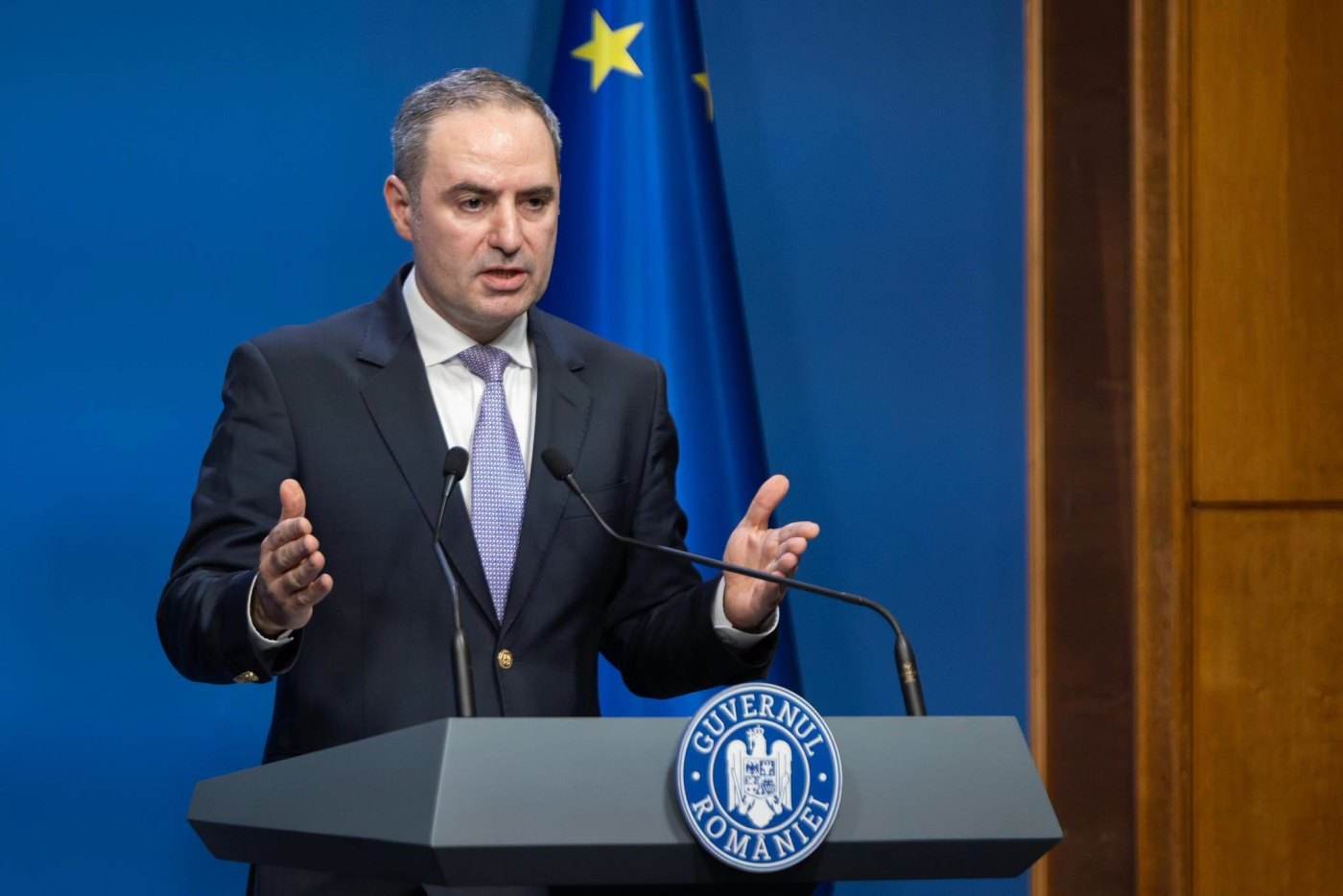 Alexandru Nazare a obținut avizul comisiilor parlamentare pentru funcția de ministru la Finanțe