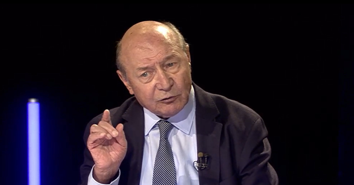 Traian Băsescu critică strategia PNL privind sesizarea CCR: Dizolvarea Parlamentului aparține președintelui