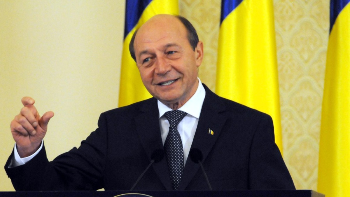 Traian Băsescu critică gestionarea crizei de către Nicușor Dan și estimează eșecul Guvernului Mureșan