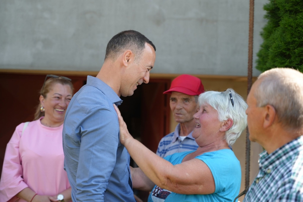 Tribunalul București menține sechestrul pe bunurile lui Iulian Dumitrescu în dosarul de corupție