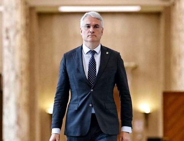 Dragoș Pîslaru avertizează PSD: votul împotriva guvernului Mureșan este un pariu de tip cacialma