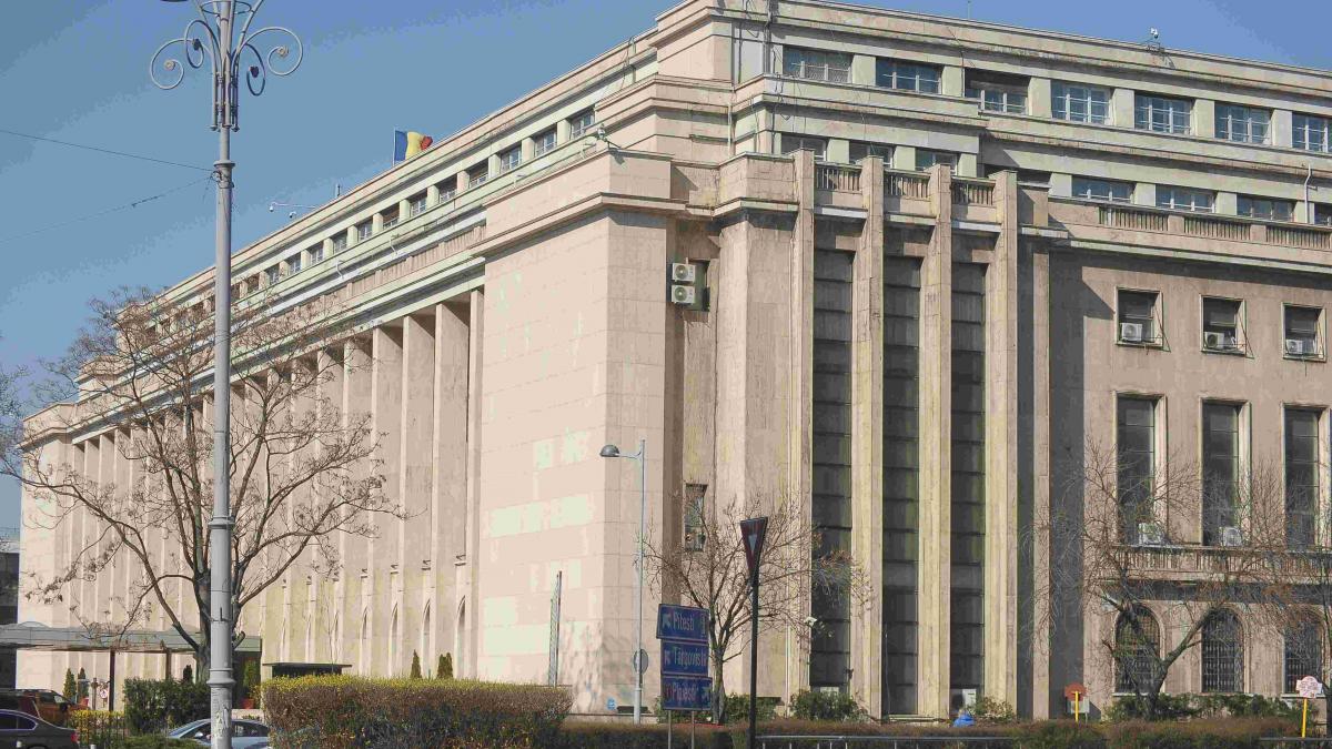 Sindicatul SAALG solicită Guvernului publicarea calculelor din reforma salarizării și verificarea datelor